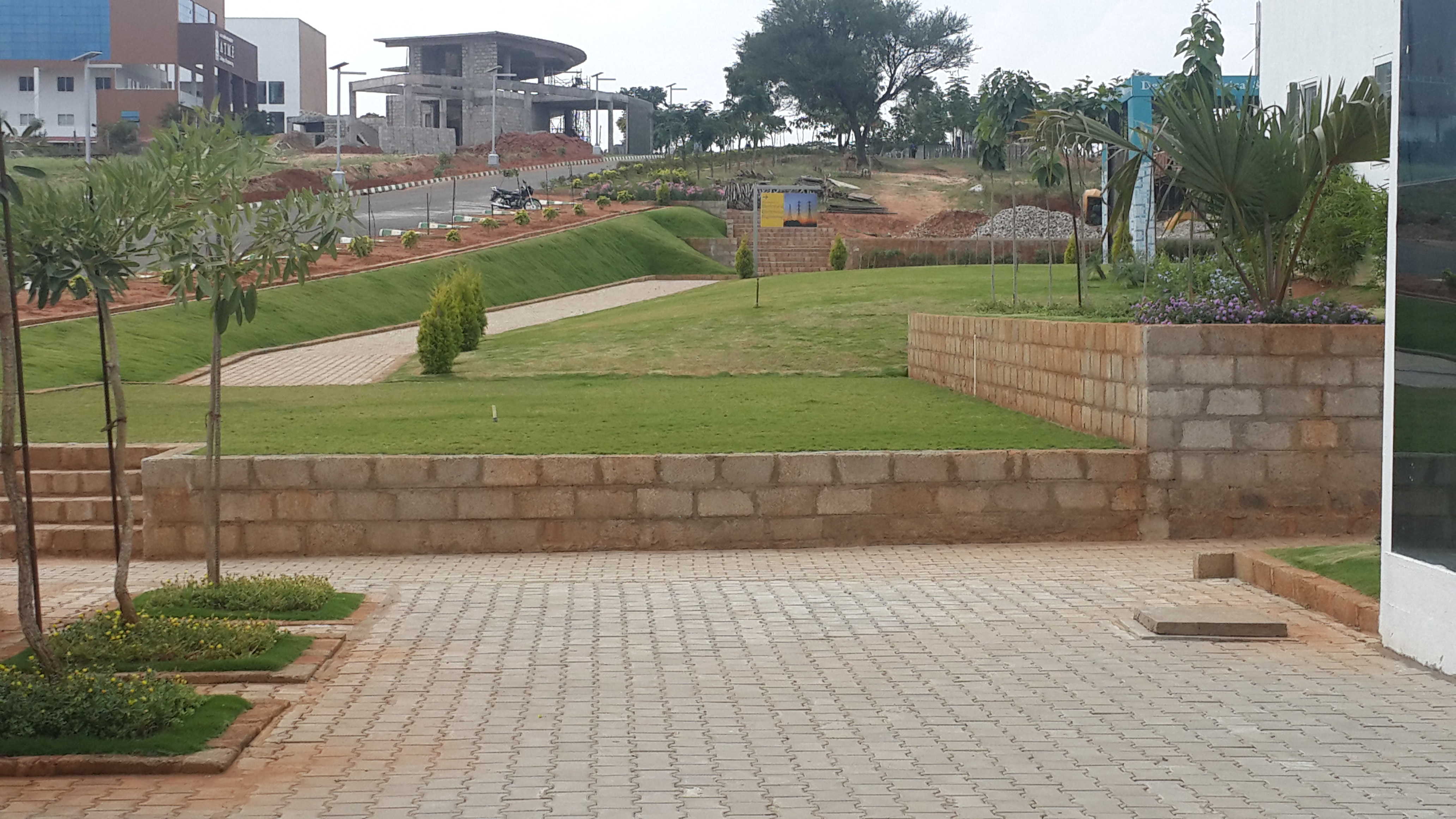 Lokish Garden