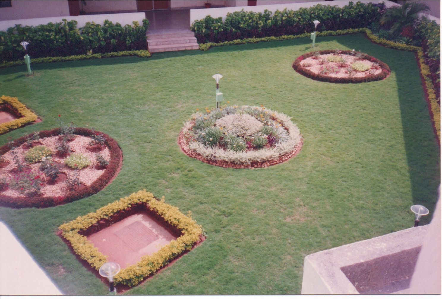 Lokish Garden